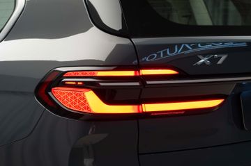 BMW X7 - 7