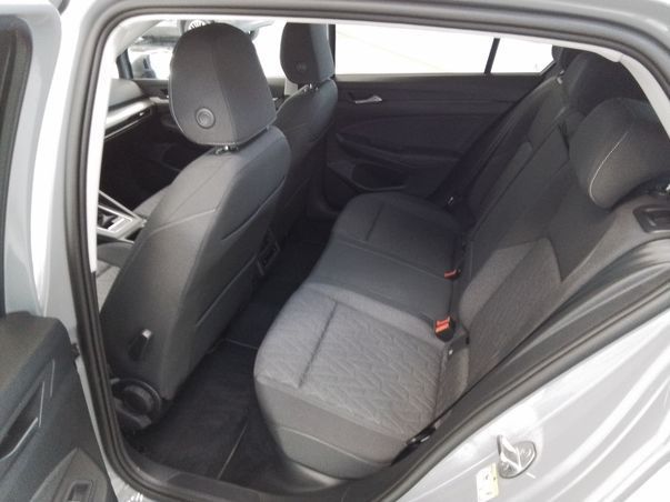 Volkswagen Golf - Bild 6