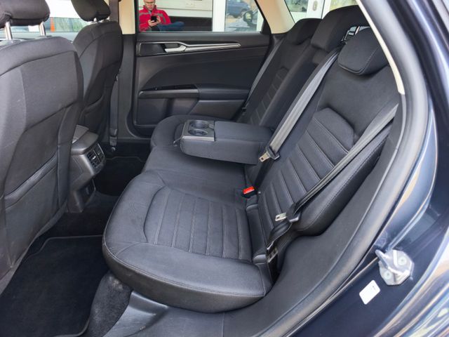 Ford Mondeo Hybrid Titanium*LED*Navi*AHK*Kamera*SHZ*