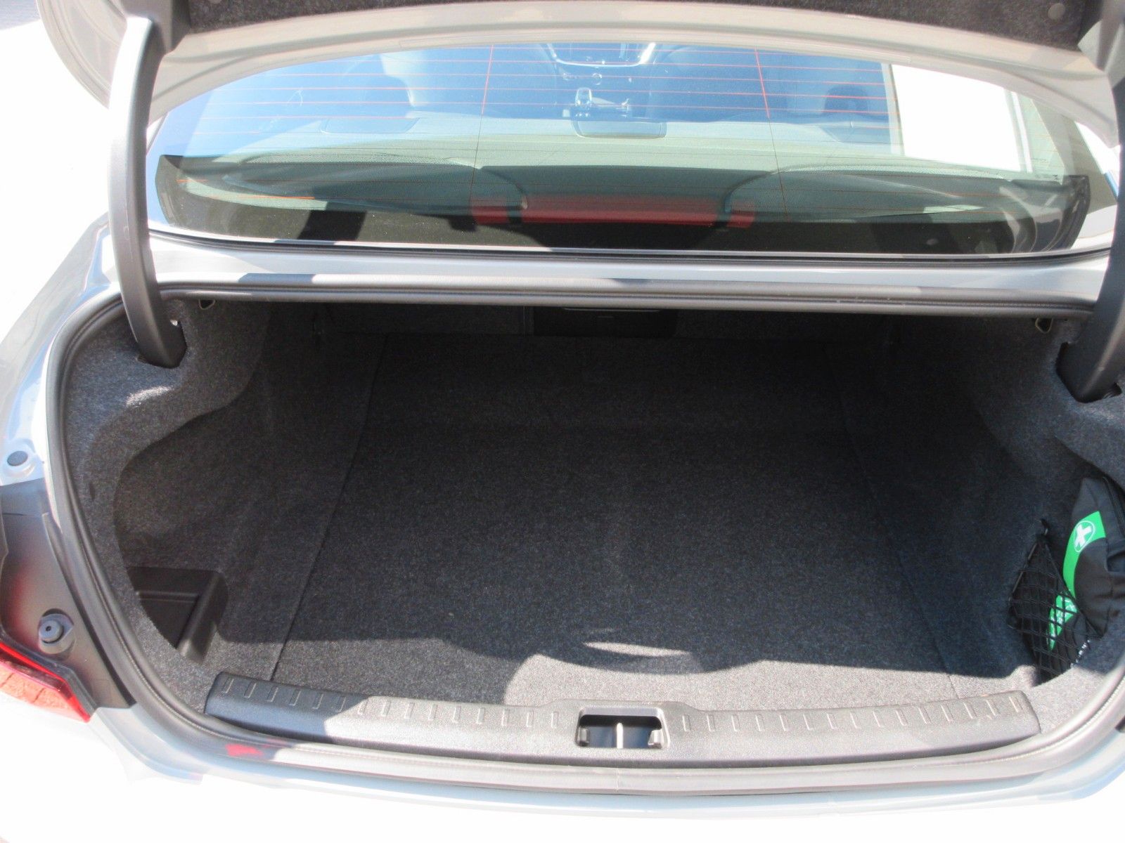 Fahrzeugabbildung Volvo S60 Lim. Ultimate Dark AWD