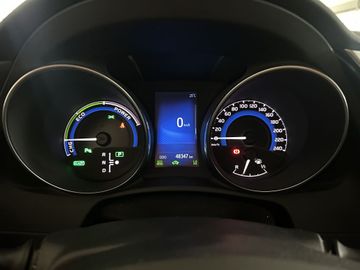 Toyota Auris 1.8 VVT-i Hybrid Touring