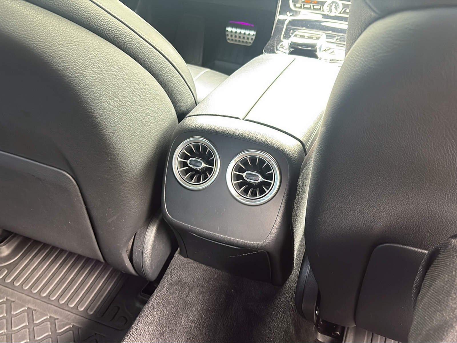 Mercedes-Benz CLS 300 d Coupé AMG DSC 360° BURMESTER MULTIBEAM