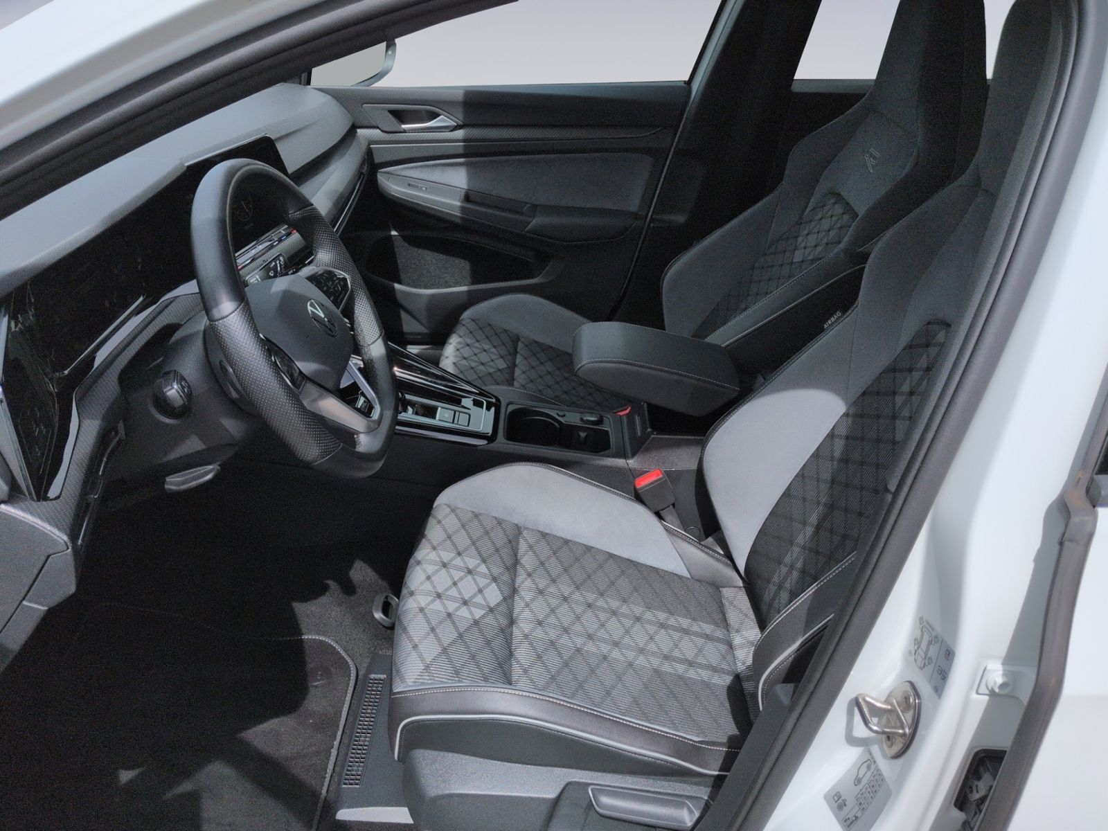 Golf VIII 1.5TSI DSG R-Line NAVI+SHZ+CLIMATRONIC