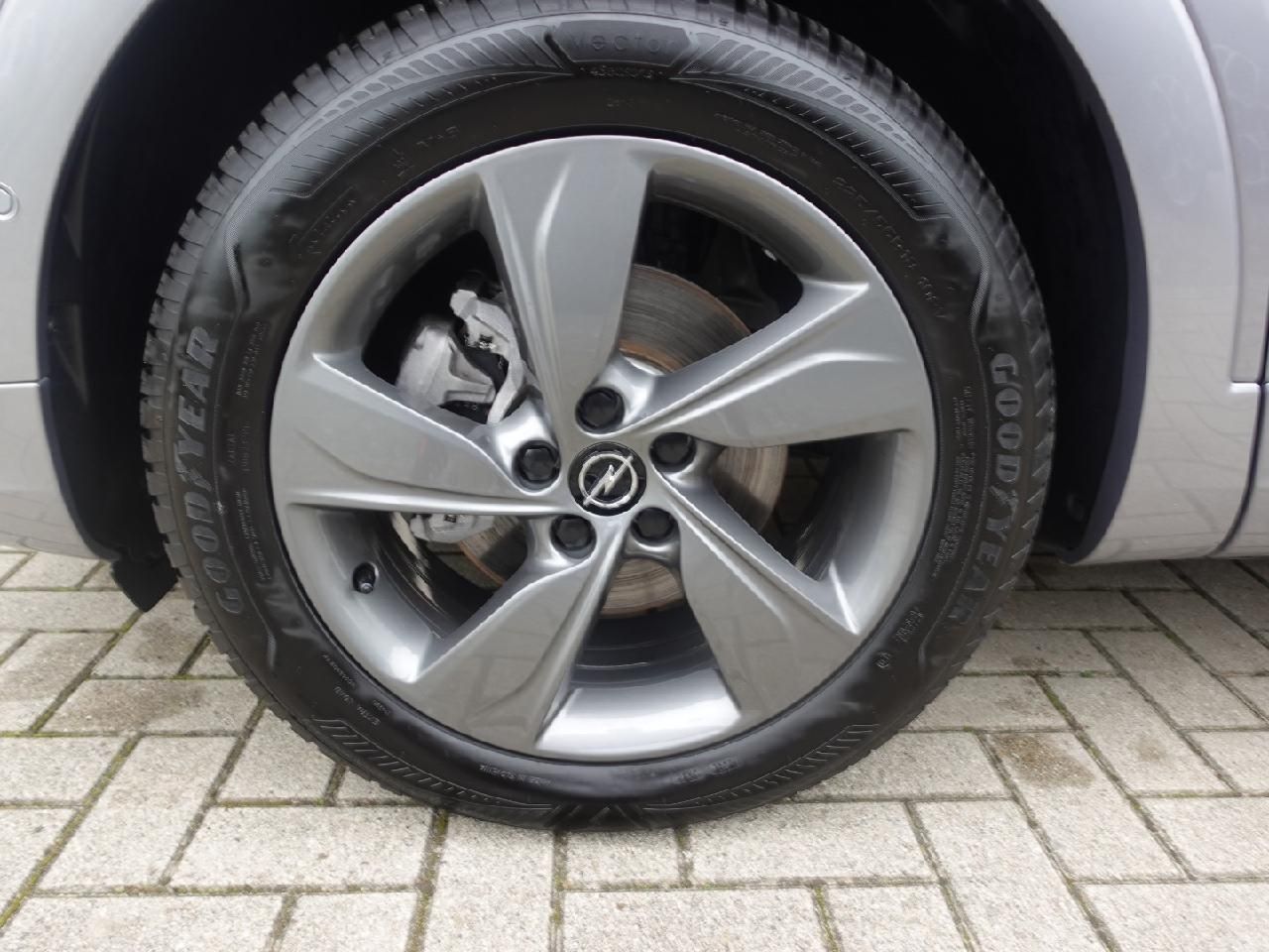 Fahrzeugabbildung Opel Grandland 1,2 Elegance Automatik
