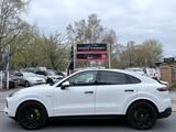 Porsche CAYENNE COUPE E-HYBRID+SPORT-CHRONO+LED+PANO+ - Porsche Gebrauchtwagen in Berlin
