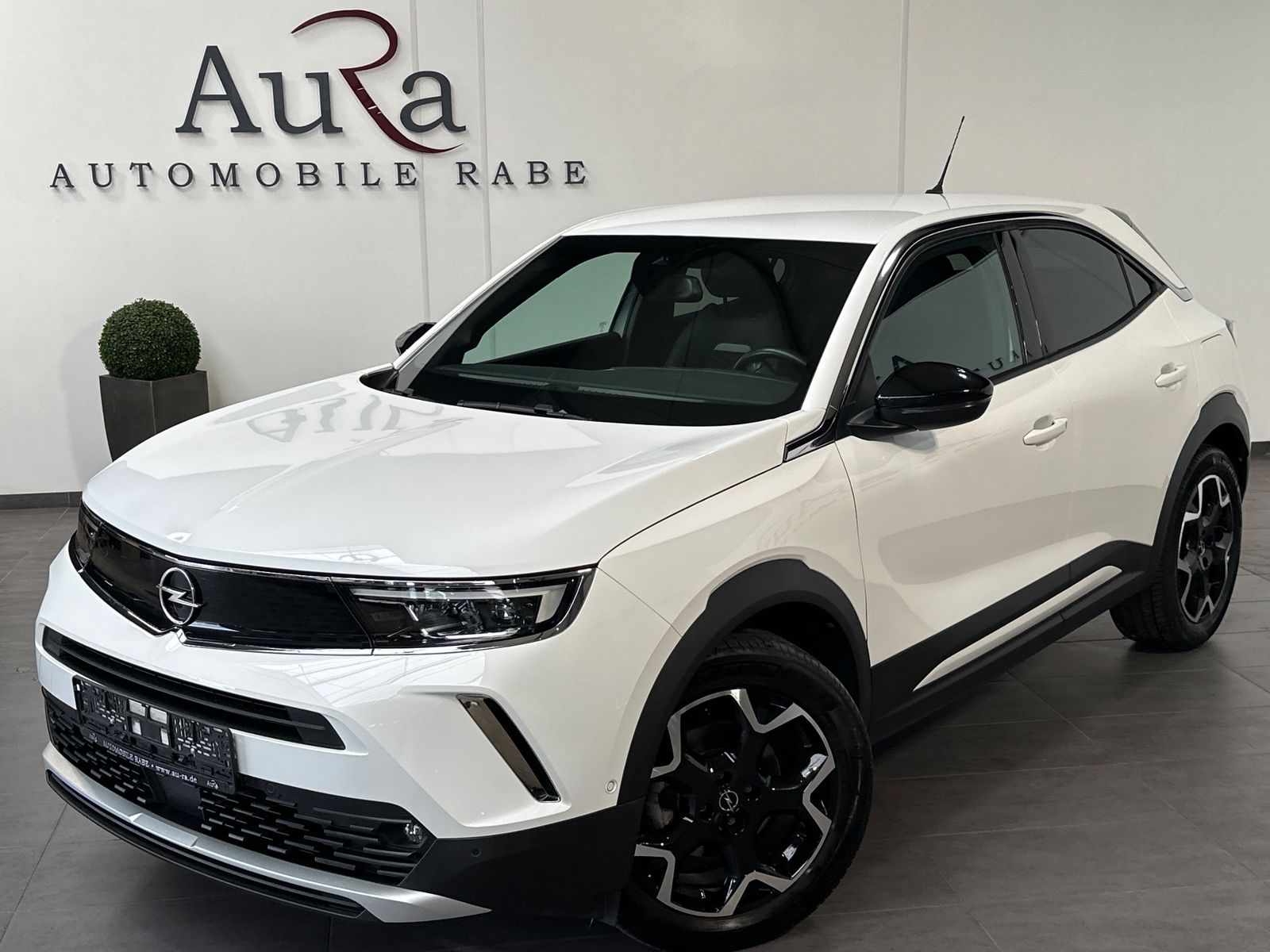 Fahrzeugabbildung Opel Mokka-e Ultimate NAV+MATRIX+ACC+KAMERA+SHZ+18ZO