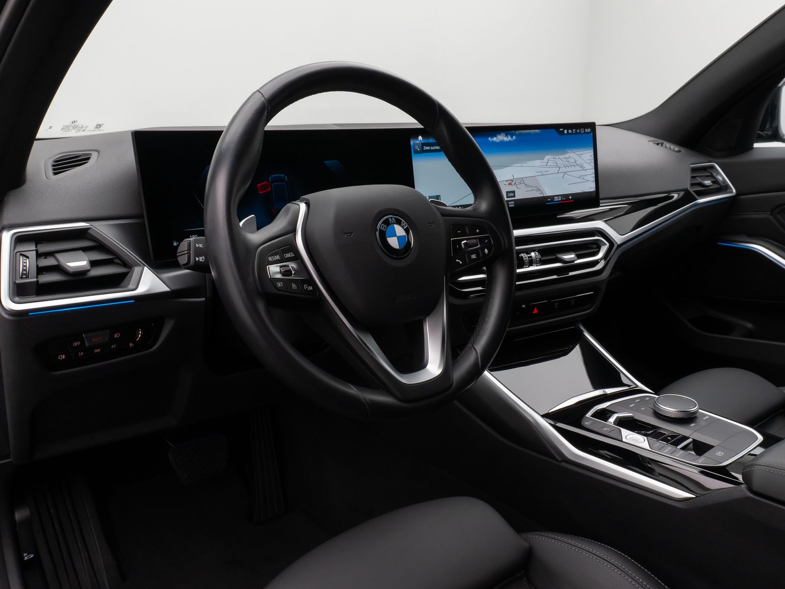 Fahrzeugabbildung BMW 330d Kamera DAB HiFi Leder Sport AdaptLED 18Zoll