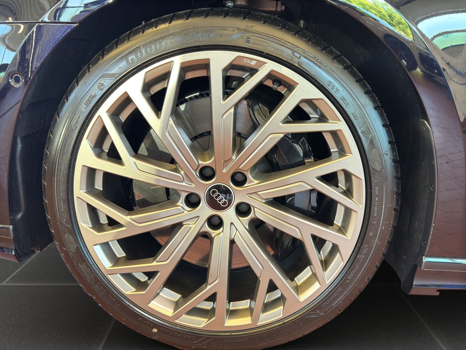 Audi S8 - Bild 10