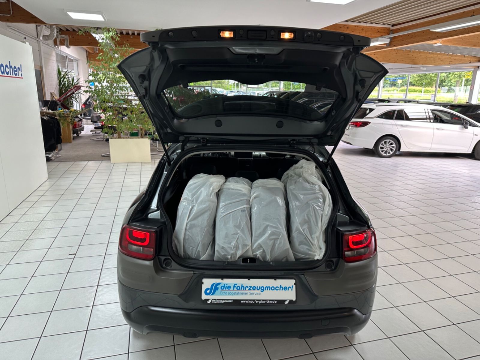 Fahrzeugabbildung Citroën C4 Cactus Feel*Klima*Tempomart*ZV*MFL