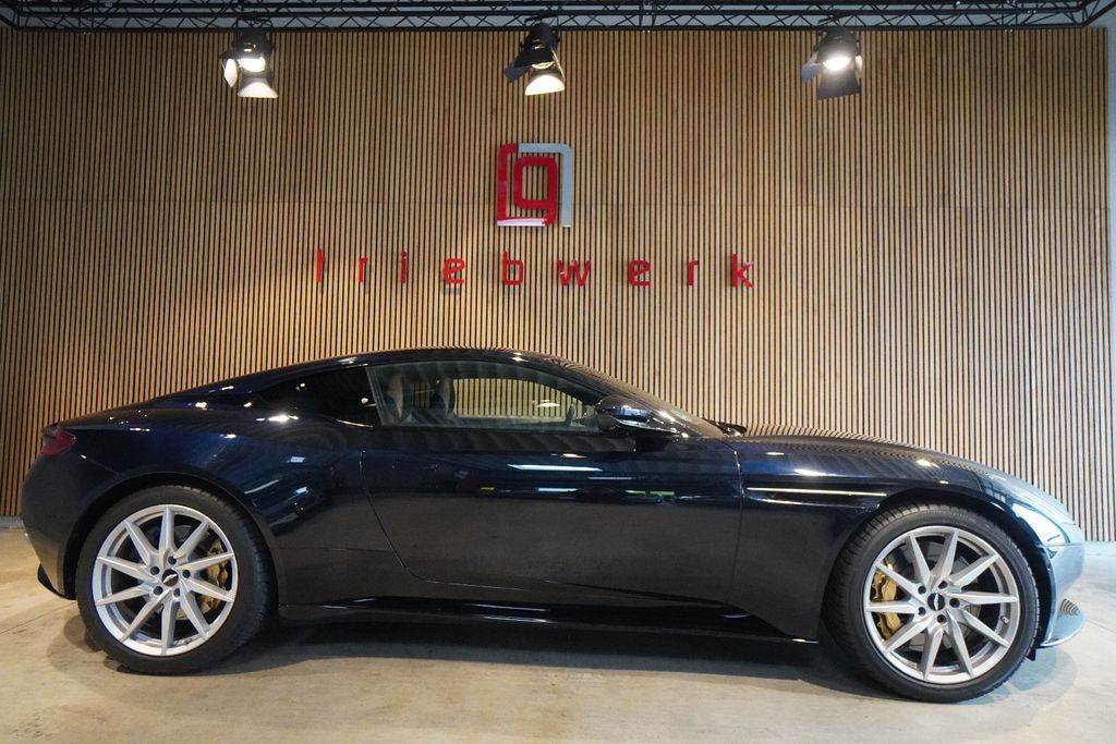 Angebot ansehen Aston Martin DB11
