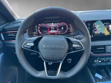 Skoda Scala 1.5 TSI Monte Carlo *CAM*MATRIX*PANO*SHZ*