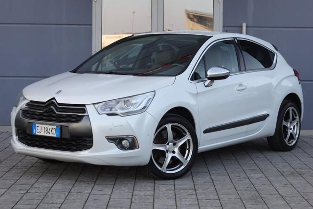 DS Automobiles DS AUTOMOBILES DS 4 1.6 THP 200 Sport Chic