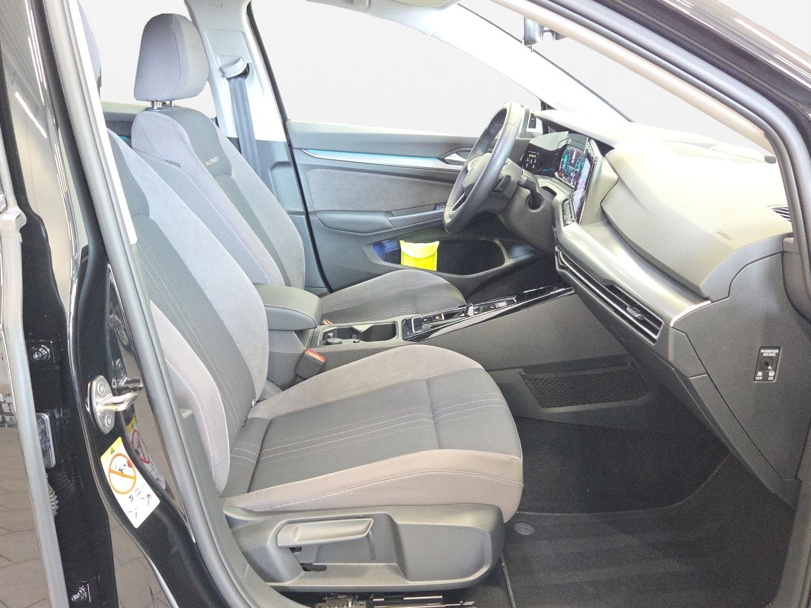 Volkswagen Golf - Bild 6