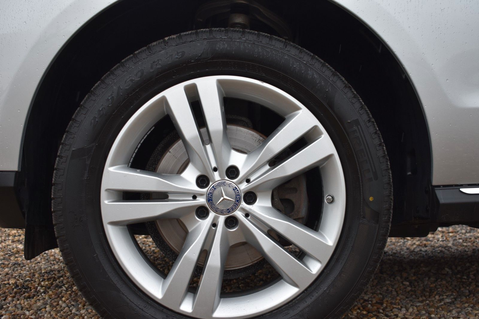 Fahrzeugabbildung Mercedes-Benz ML 350 CDI BlueTec 4Matic AHK/PANO/DISTRONIC