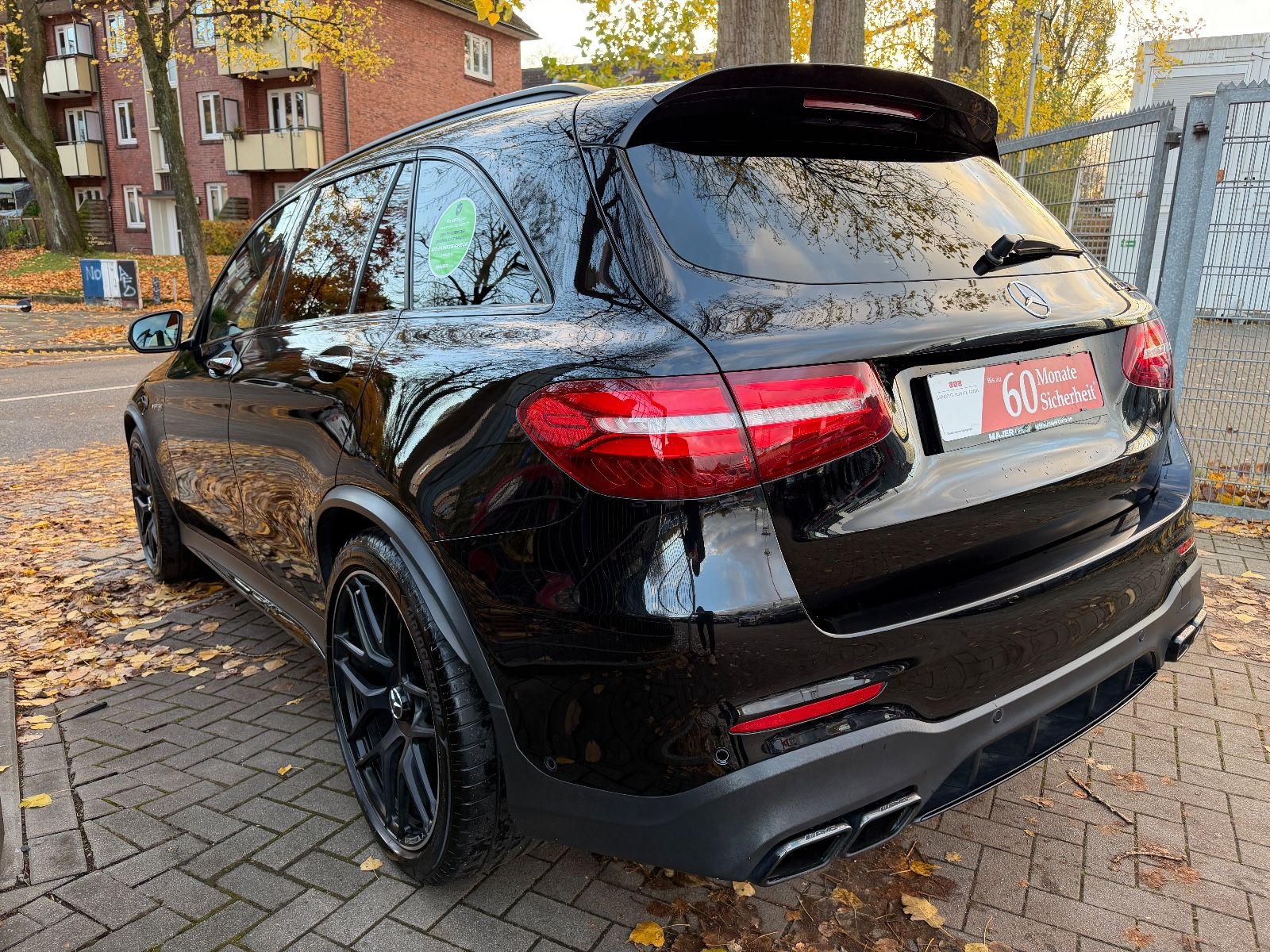 Fahrzeugabbildung Mercedes-Benz GLC 63 S AMG 4Matic Edition 1*KERAMIK*BURMESTER