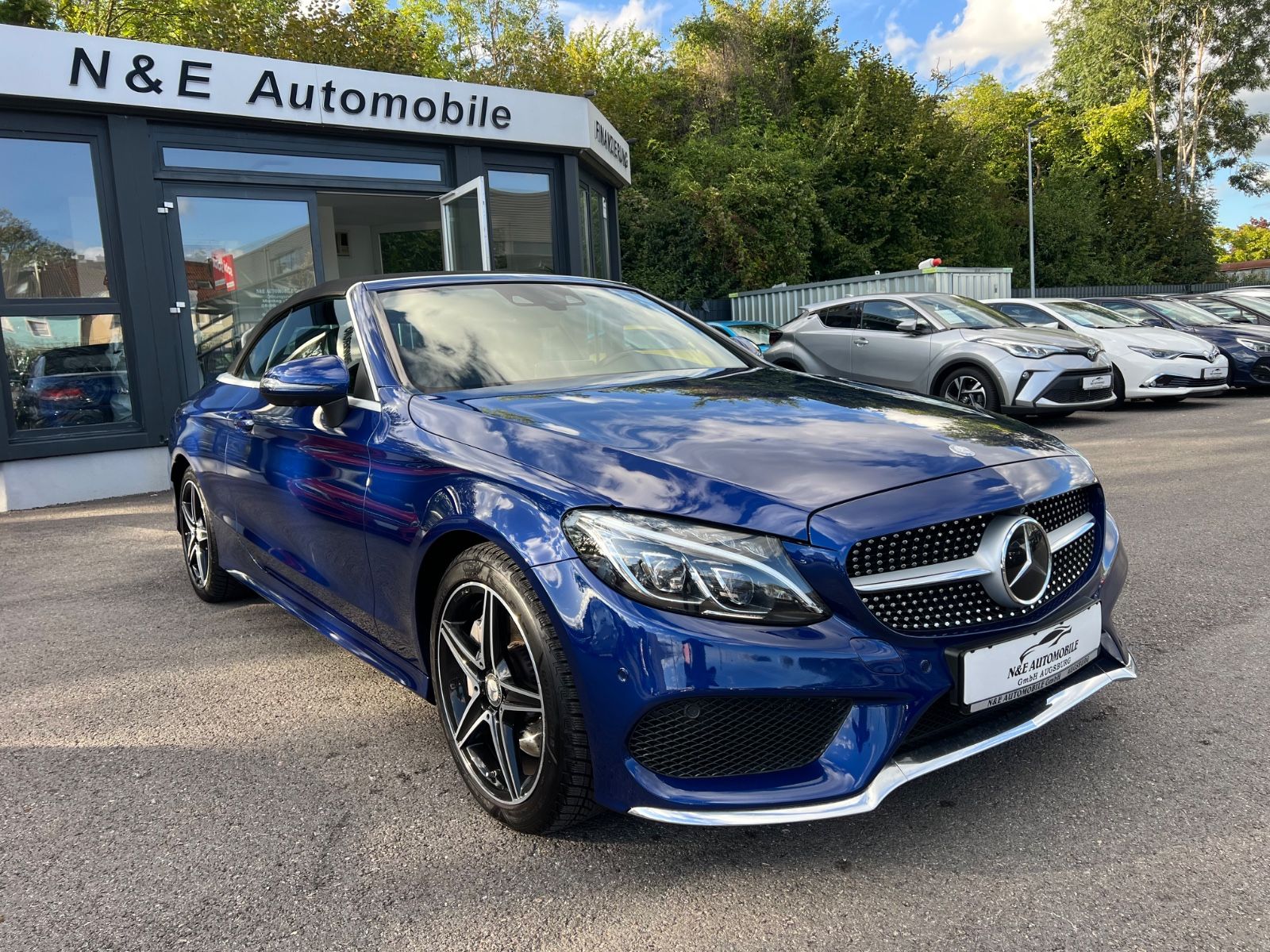 MERCEDES-BENZ C 250 Cabrio AMG *360°*SHZ*