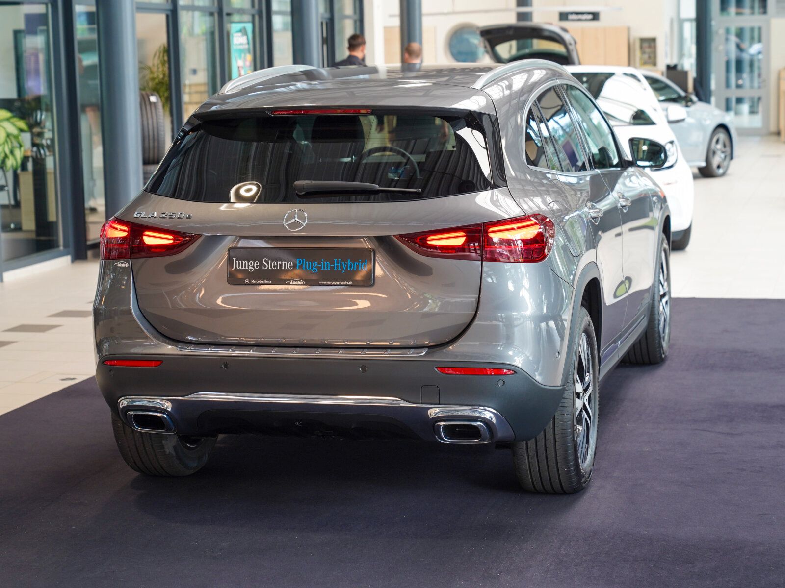 Mercedes-Benz GLA 250 e Progressive Lenkradheizung DAB AHK LED imagem 3