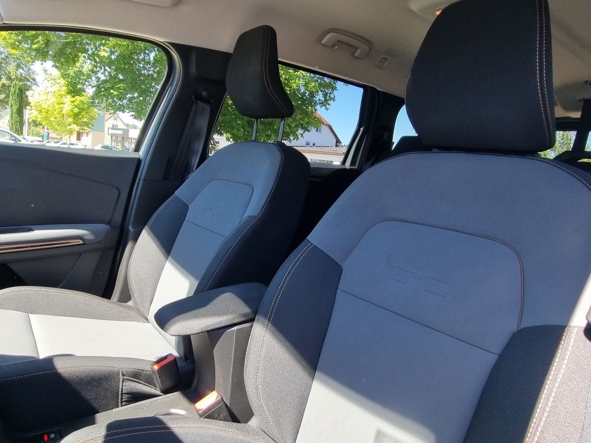 Fahrzeugabbildung Dacia Jogger Extreme+ ECO-G 100
