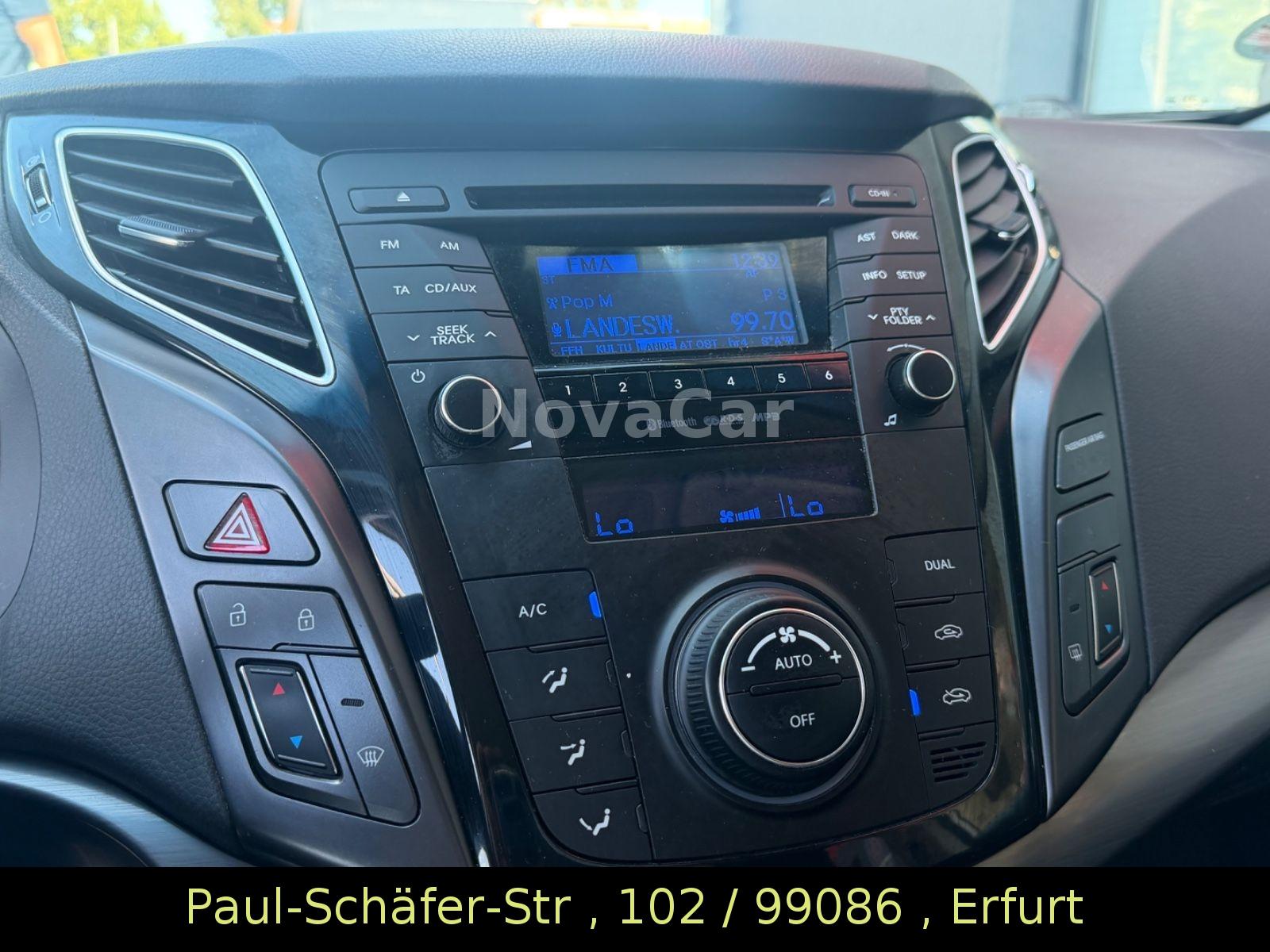 Hyundai i40 2015 — photo 17