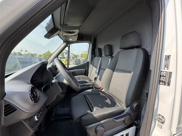 Mercedes Sprinter - 11