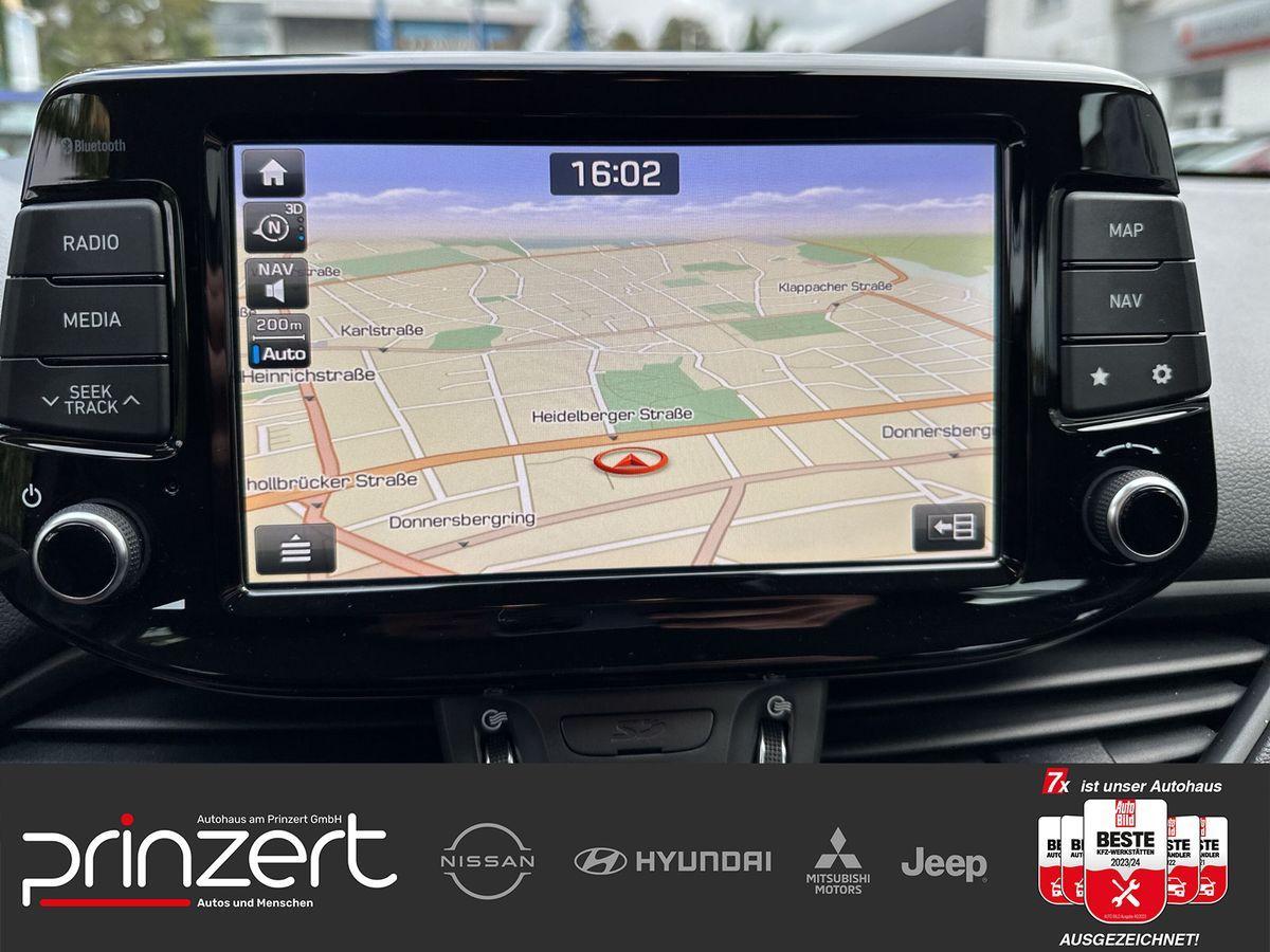 Hyundai i30 1.4 "YES!" DAB*Carplay*Tempomat*Navi*LM16"