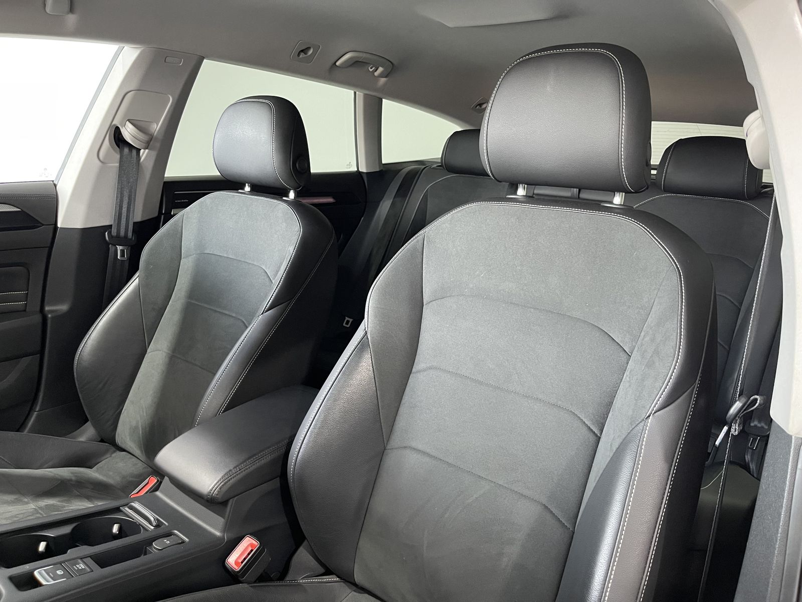 Fahrzeugabbildung Volkswagen Arteon Shooting Brake 2.0 TDI*4Motion*Cam*AHK*