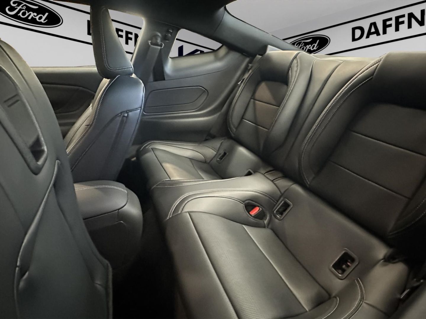 Fahrzeugabbildung Ford Mustang Fastback 5.0 Ti-VCT V8 328 kW GT