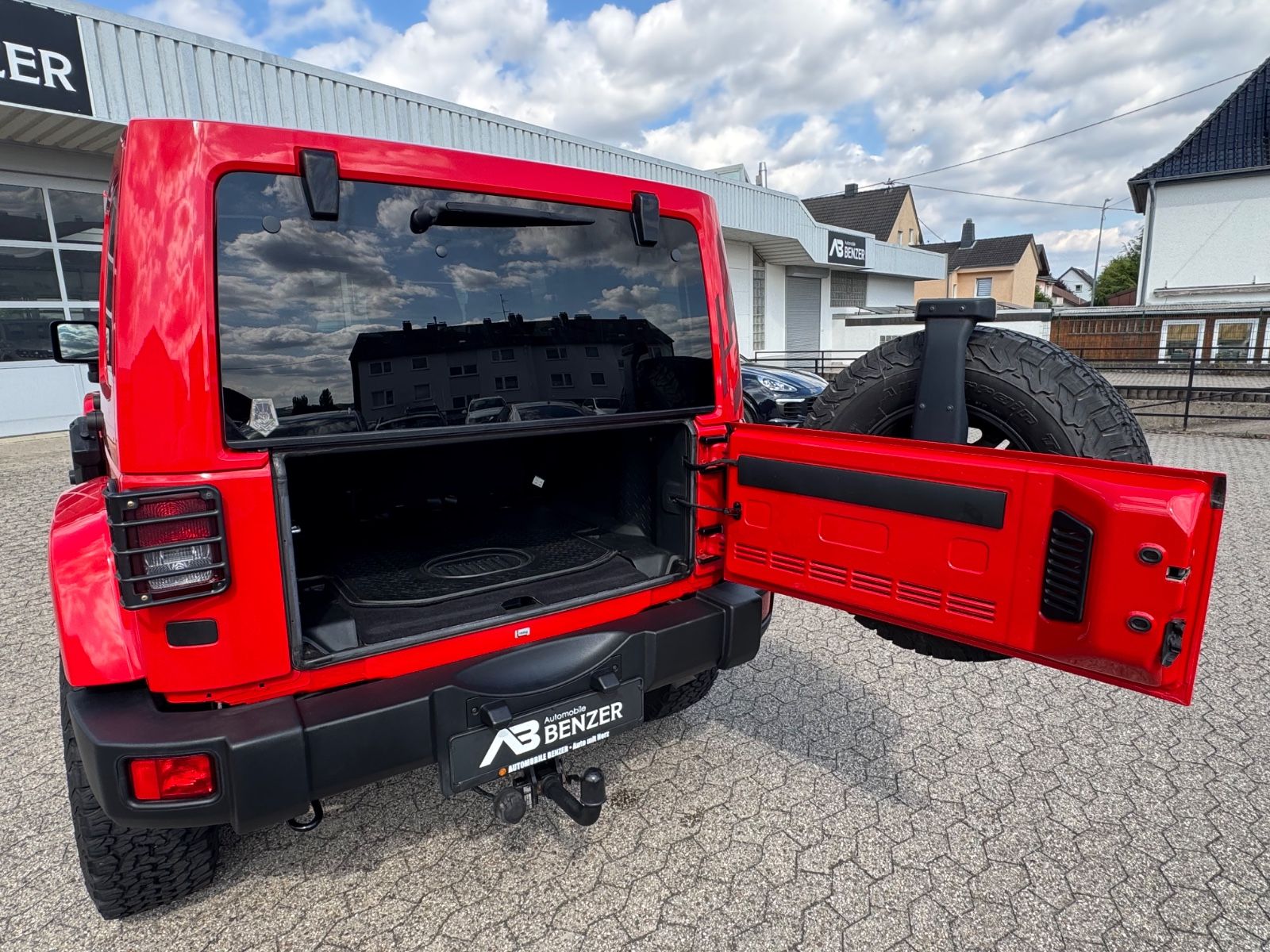 Fahrzeugabbildung Jeep Wrangler Unlimited Night Eagle/SOFT-Top/Daystar/
