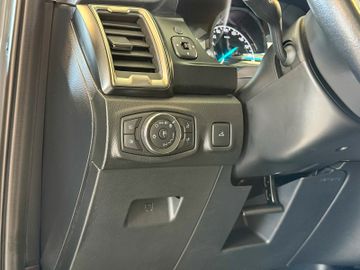 Ford Ranger - 12