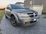 Dodge Journey SXT 2.4 KLIMA NAVI TÜV AHK - gebrauchte Dodge Kleinbus