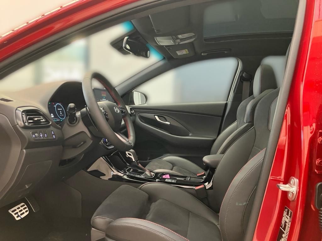 Fahrzeugabbildung Hyundai i30 5-Türer 1,5 T-GDI 7-DCT N-Line 2xKlima KAM