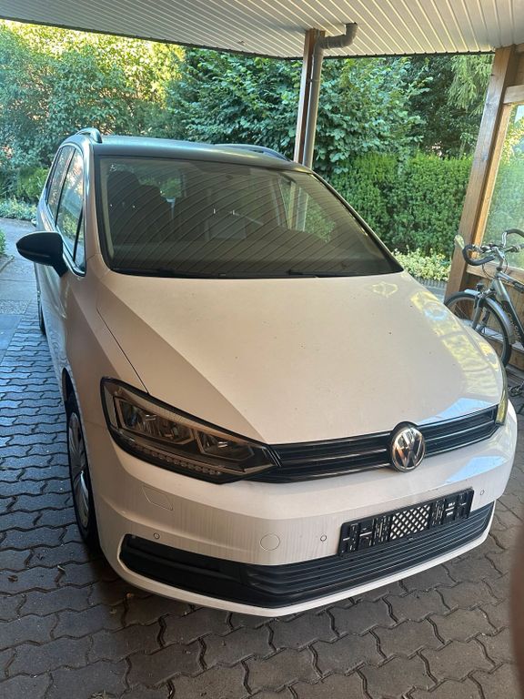 Image of Volkswagen Touran