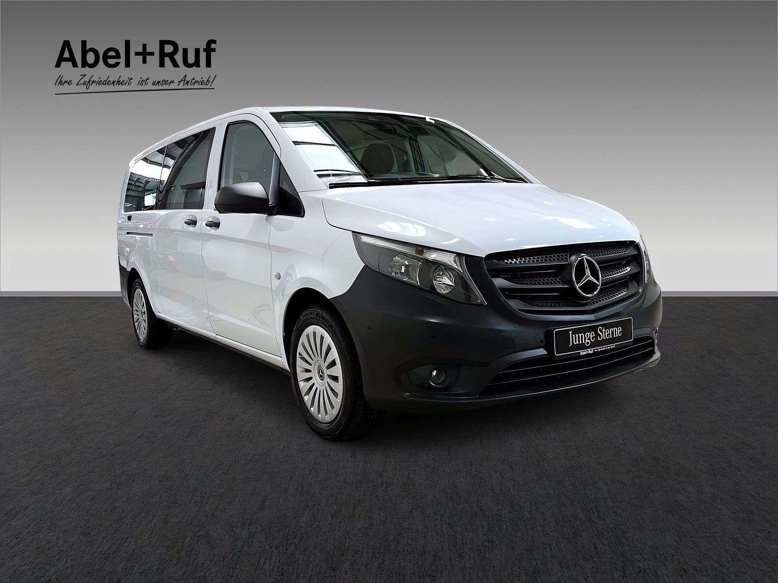Mercedes-Benz Vito 114 CDI Tourer PRO Extralang Kamer TotW DAB foto 6