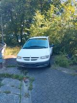 Chrysler Voyager LE 3.3 V6 Auto LE - Chrysler Voyager: Le