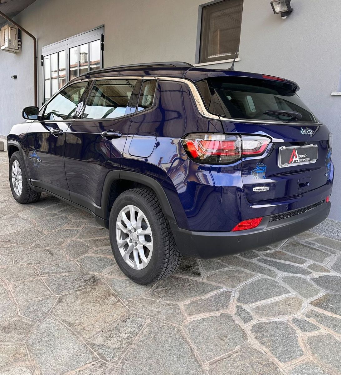 Jeep Compass 1.3 turbo t4 phev Longitude 4xe aut imagem 3