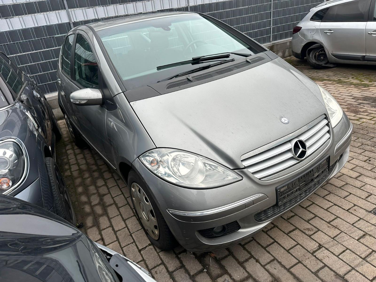 Mercedes-Benz A150 2007 — rear view