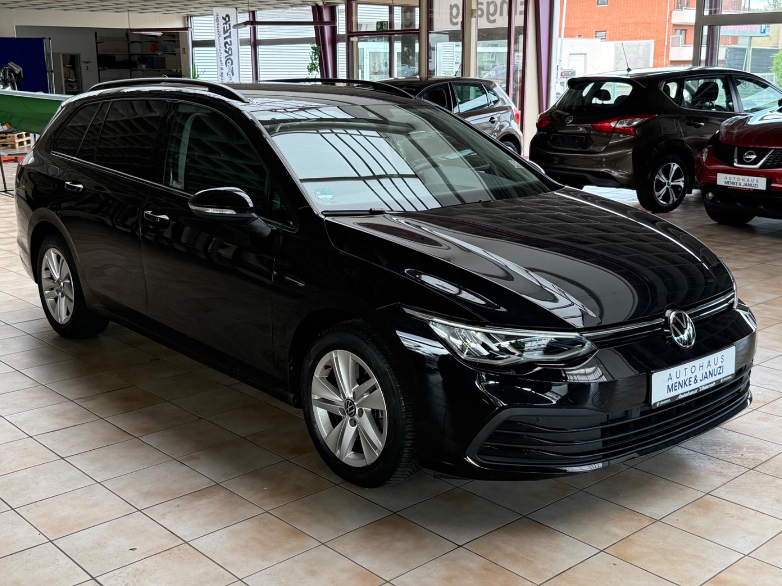 Volkswagen Golf VIII Variant Life Edition/LED/SHZ/ACC/TOTW.