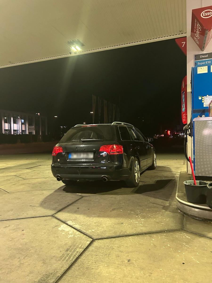 Audi A4 2006 — photo 6