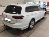 Volkswagen Passat Variant Elegance 4M BUSINESS FRONTSCHEIBE - Volkswagen Passat Variant in Erfurt