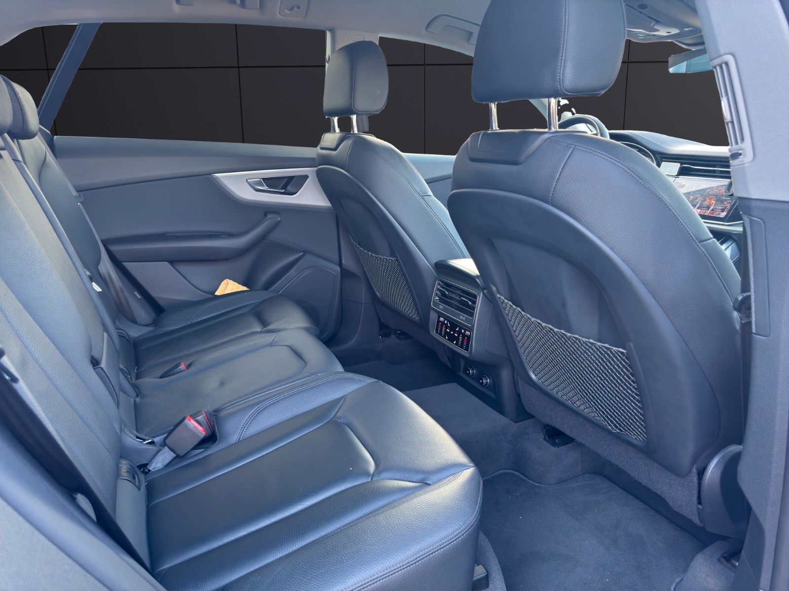 Fahrzeugabbildung Audi Q8 55 TFSI quattro*Navi*360°Kamera*Leder*LED*DAB