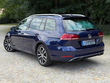 Volkswagen Golf - 4
