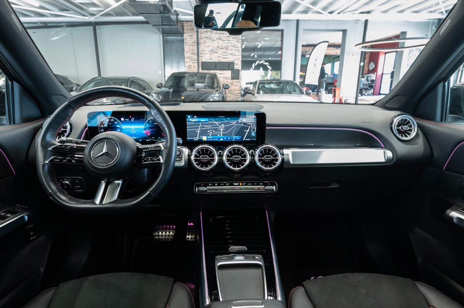 Mercedes-Benz GLB250 4M AMG-LINE NIGHT PANO AHK 360° MEMORY foto 16