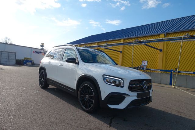 MERCEDES-BENZ GLB 220 GLB GLB 220 d 4Matic  Pano  AMG Line