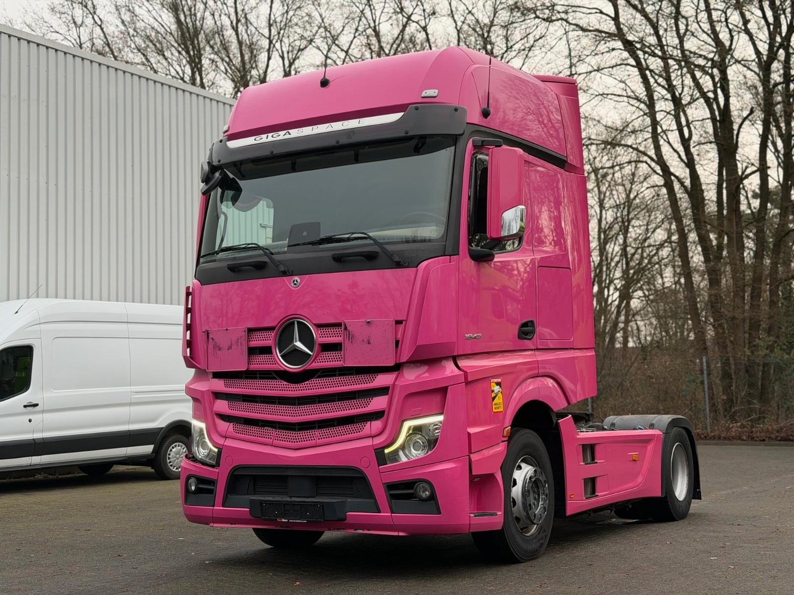 Mercedes-Benz Actros 1843 LS GigaSpace MirrorCam Multimedia