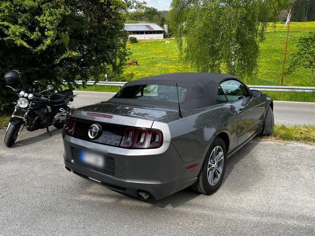 Ford Mustang Cabrio Premium V6