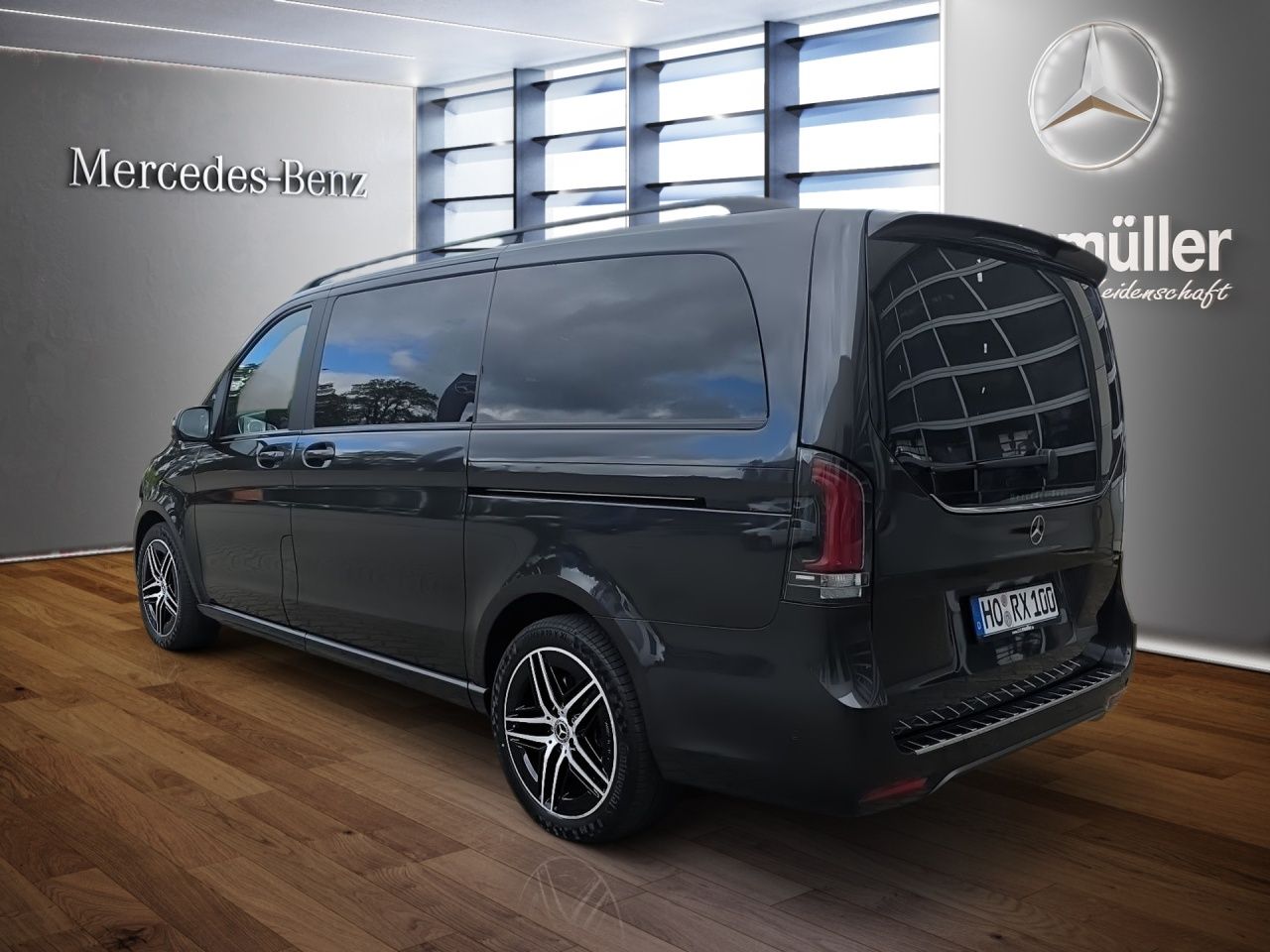 Fahrzeugabbildung Mercedes-Benz V 300 d AVG/L*Allrad*8-Sitzer*AHK*Standheizung*3