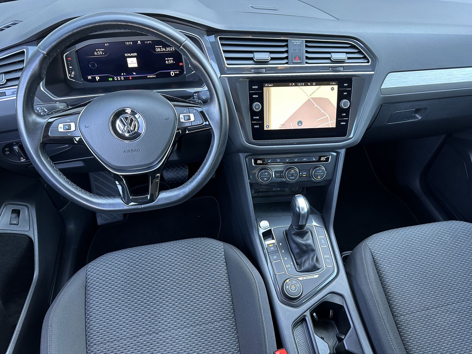 Fahrzeugabbildung Volkswagen Tiguan Allspace 2.0 TDI DSG 4M NAV+CARPLAY+VC+PP
