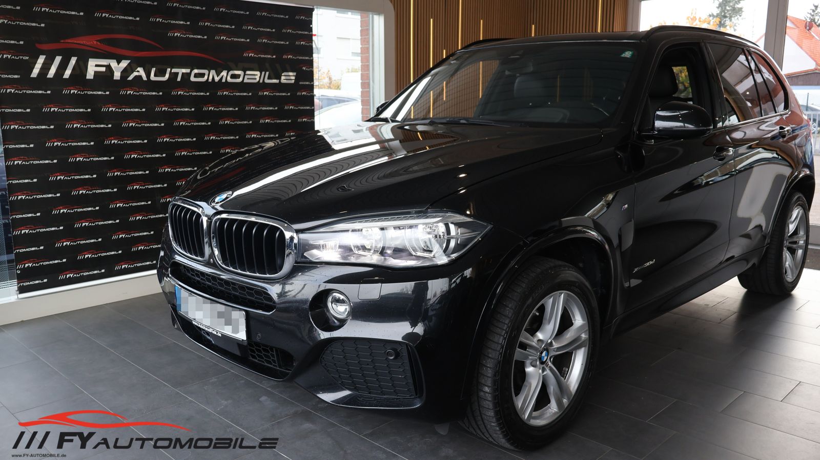 BMW X5 xDrive 30 d M Sportpaket 7 Sitzer* AHK* 