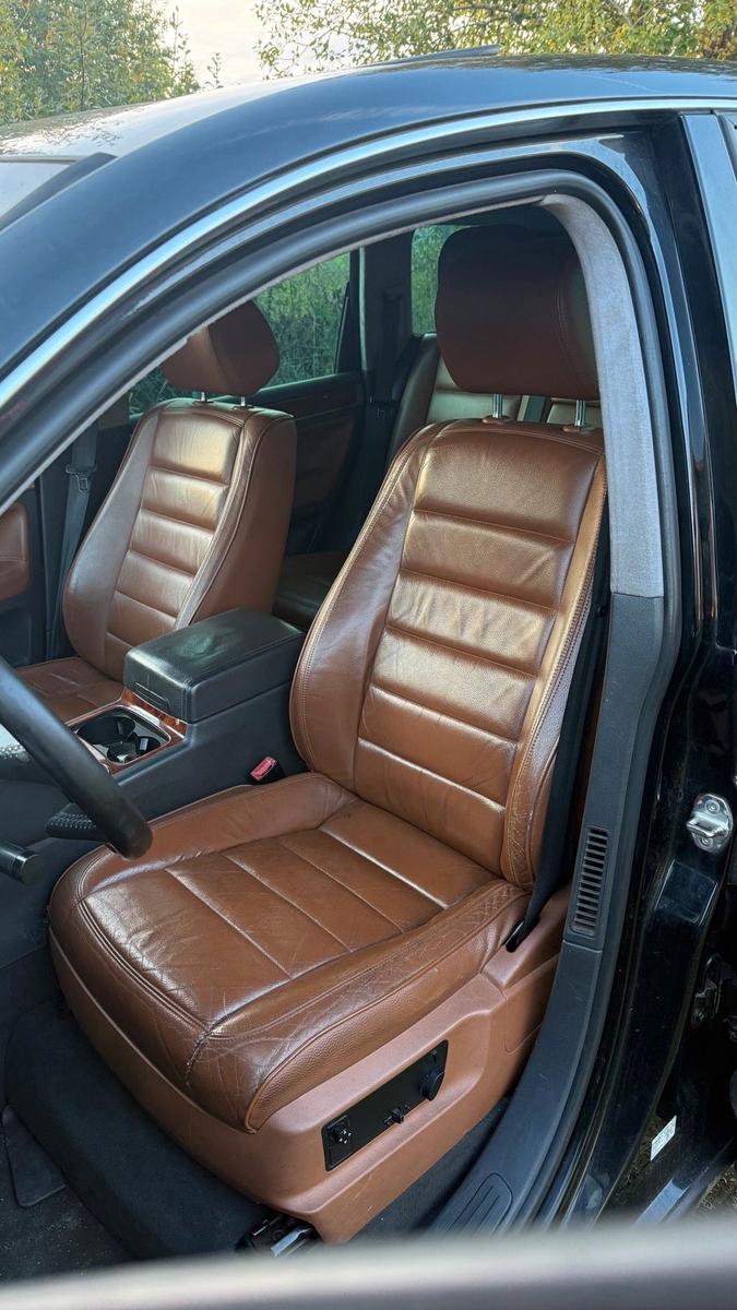 Volkswagen Touareg 2005 — photo 7