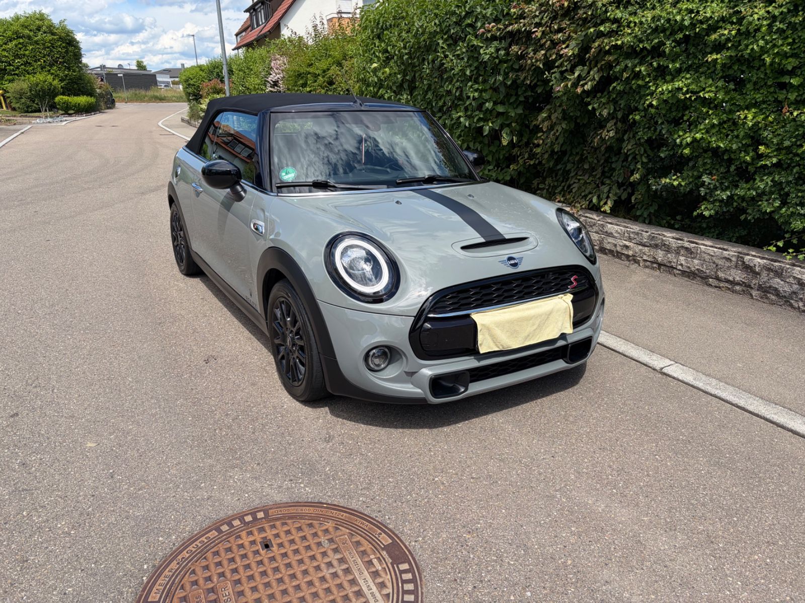 MINI Cooper S Cabrio Cooper S. Scheckheftgepflegt
